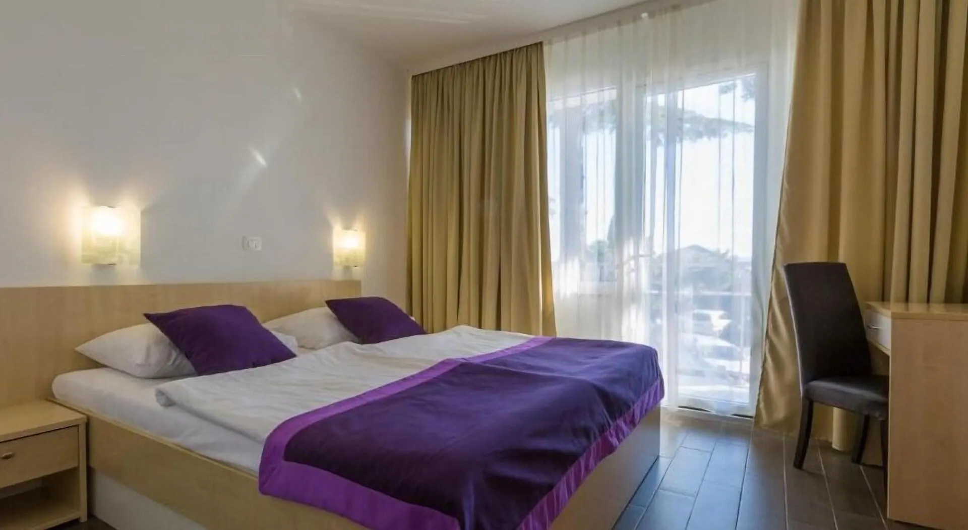 Hotel Slaven Selce 3*,