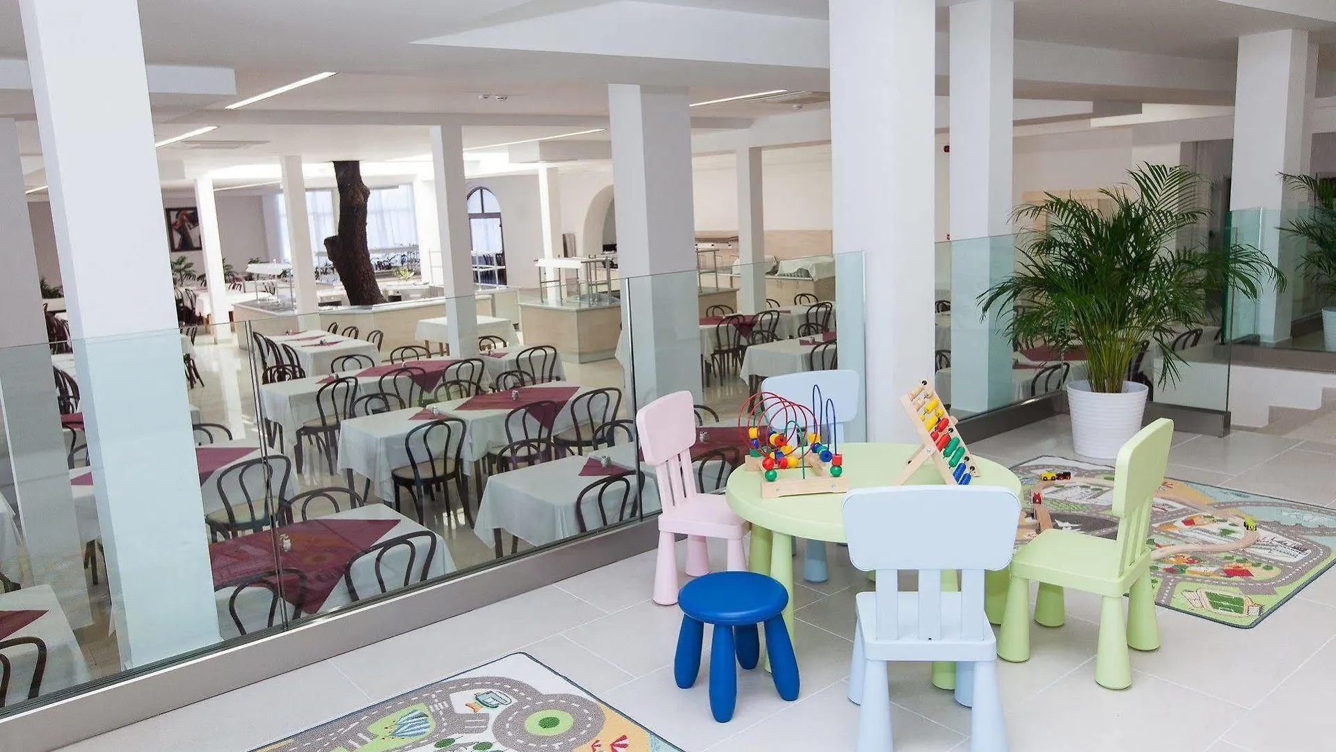 Hotel Slaven Selce Croatia