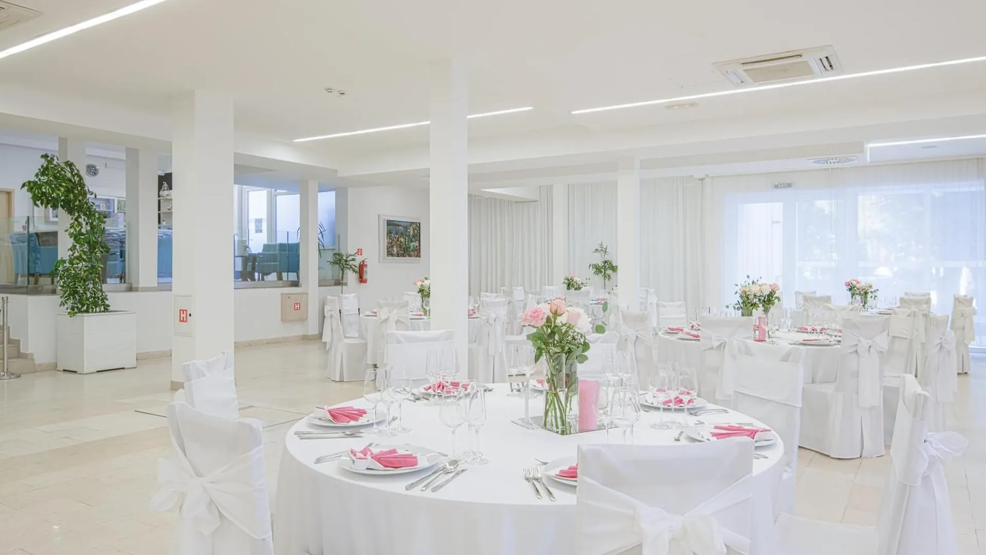 Hotel Slaven セルツェ